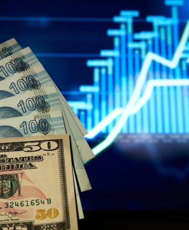 Dolar/TL Haftanın İlk İşlem Gününde 49,1630 Seviyesine Ulaşarak Tarihi Zirvesini Yeniledi