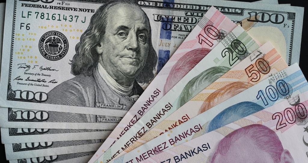 Dolar/TL Haftaya Rekorla Başlayarak 49,18 Seviyesini Test Etti