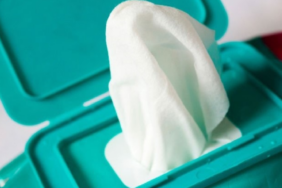 Birleşik Krallık Plastik İçeren Tek Kullanımlık Islak Mendil Tedarikini Yasaklıyor